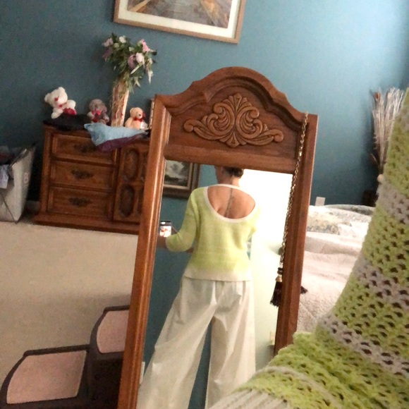 Beautiful crochet open back summer sweater - Picture 1 of 9